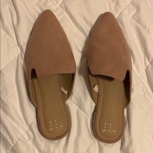 Blush Flats